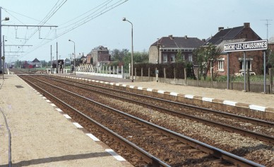 Marche-lez-Ecaussines - TH  79-2269.jpg